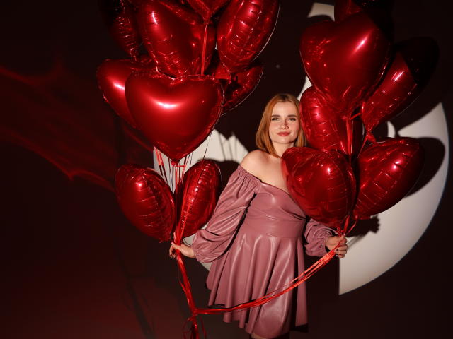 MargaritaKis - Live sex cam - 24256101