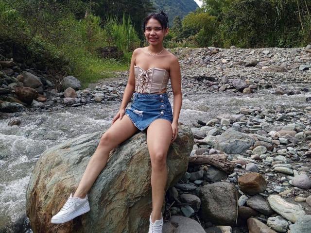 EmaGarces - פורנו בשידור חי ומצלמת סקס - 24256401