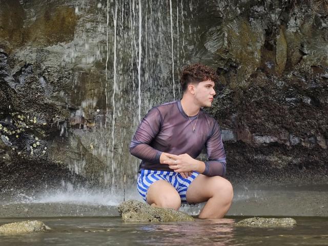 ErosGeorgiou - Live porn &amp; sex cam - 24258941