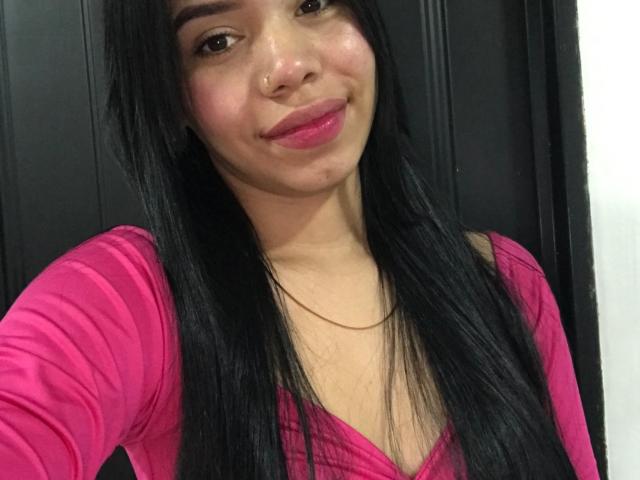 EmaGarces - Live porn &amp; sex cam - 24263253