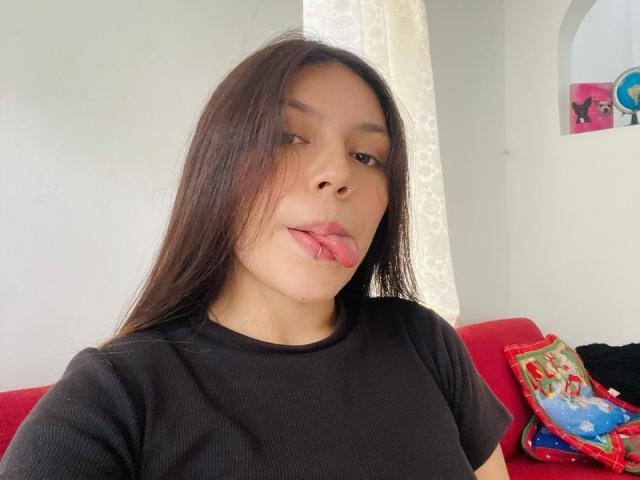 SophiaMarx - Live Sex Cam - 24269105