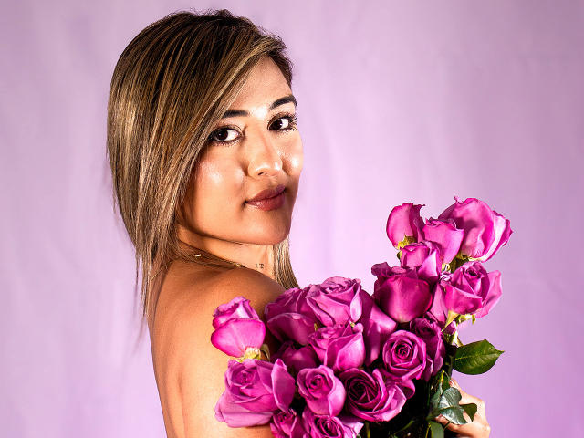 MaeCollins - Live sex cam - 24271333