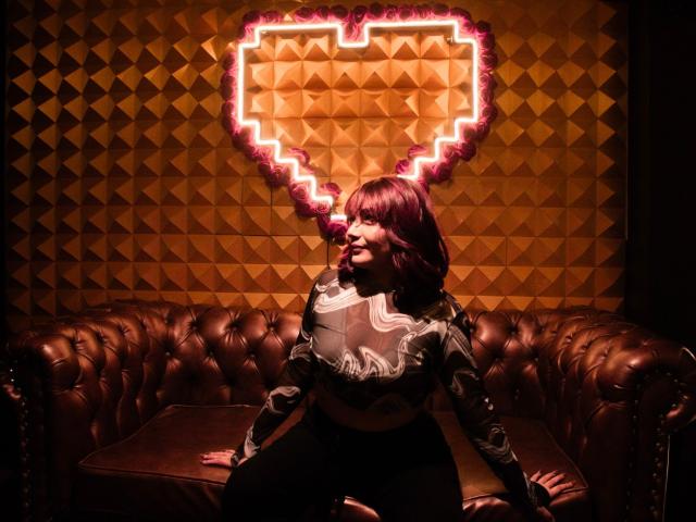 NicolHolmes - Sexe cam en vivo - 24275045