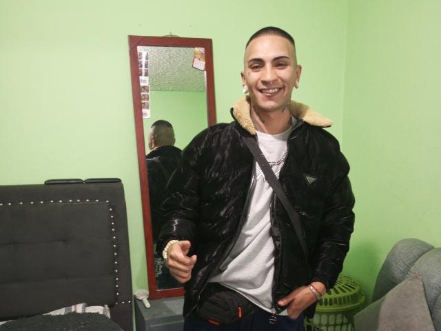 AllenWrites - сексуальная веб-камера в реальном времени - 24277297