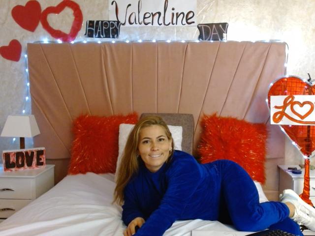 AishaSmith69 - Live porn &amp; sex cam - 24277781