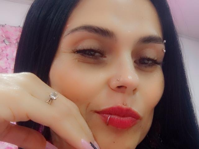 CharlotteCrofort - Live porn &amp; sex cam - 24277797