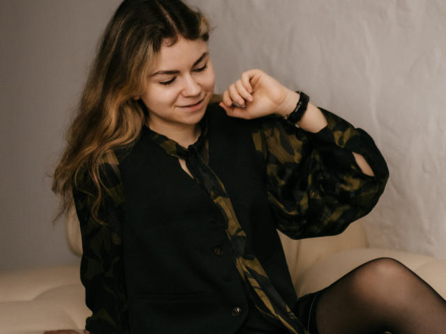 TinaRedly - Live porn &amp; sex cam - 24281065