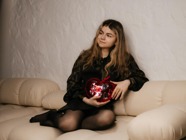 TinaRedly - Live porn &amp; sex cam - 24281193