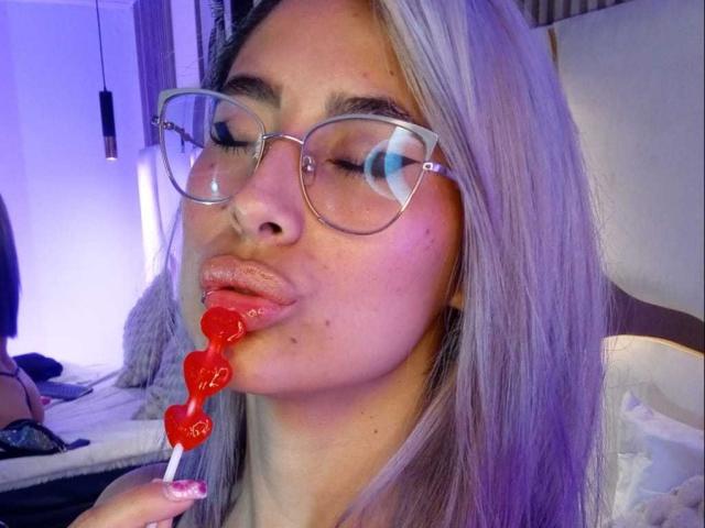 LunaMjs - Live porn &amp; sex cam - 24281313