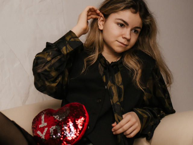 TinaRedly - Élő pornó és szexkamera - 24281393