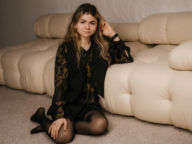 TinaRedly - Live porn &amp; sex cam - 24281509