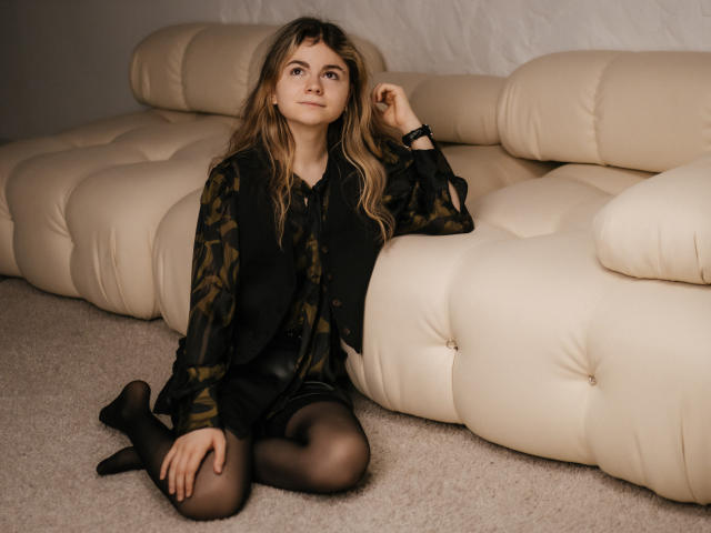 TinaRedly - Camera khiêu dâm &amp; quyến rũ trực tiếp - 24281533