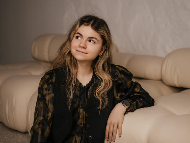 TinaRedly - Live sex cam - 24281569