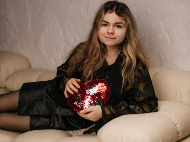 TinaRedly - Live porn &amp; sex cam - 24281637