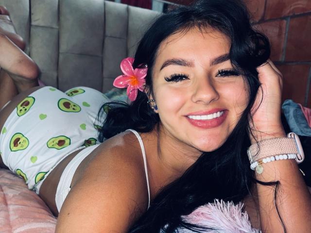 AlessiaFerry - Live sex cam - 24284929