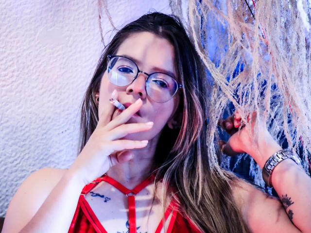 AliceHoe - Live sex cam - 24299445