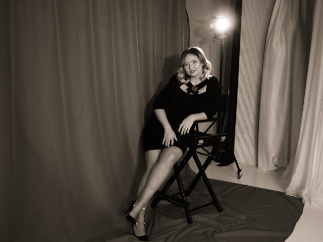 SallyVerda - Live porn &amp; sex cam - 24300649