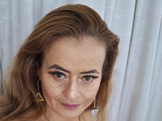 Maghenta - Live sexe cam - 24301341