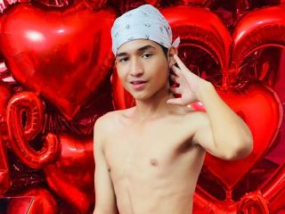 TheoStevens - Live porn &amp; sex cam - 24301673