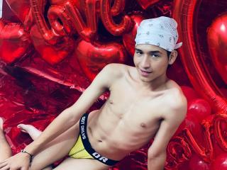 TheoStevens - Live porn &amp; sex cam - 24301685