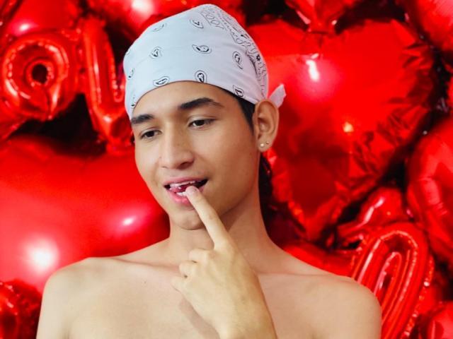 TheoStevens - Live porn &amp; sex cam - 24301701