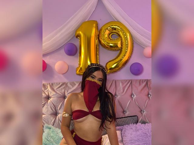 EmyXCute - Live sex cam - 24306097