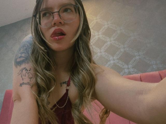 AliceHoe - Sexe cam en vivo - 24315305