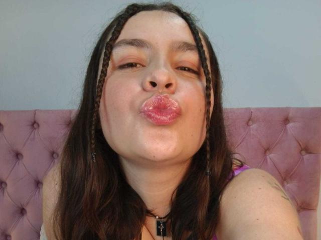 AliceMoure - Live porn &amp; sex cam - 24316429