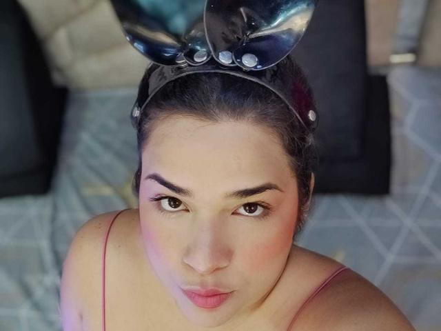 AntonelaPark - Live sex cam - 24316849