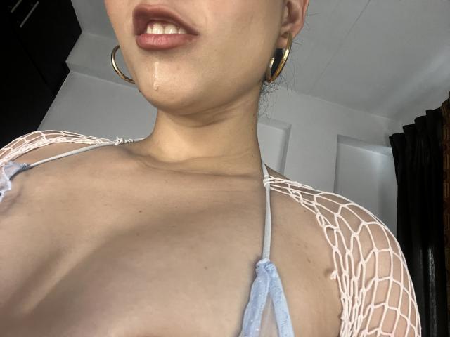 DeisyWest - Live porn &amp; sex cam - 24317509