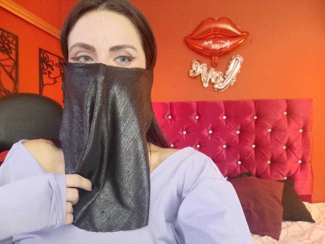 LailaIsa - Live sex cam - 24320709