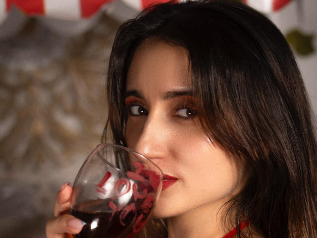 LindaSpark - Live porn &amp; sex cam - 24322705