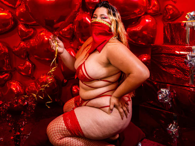 SalmaAzaman - Live sexe cam - 24323813