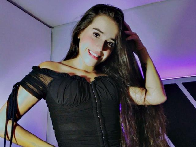BriggiteeAdams - Sexe cam en vivo - 24324261