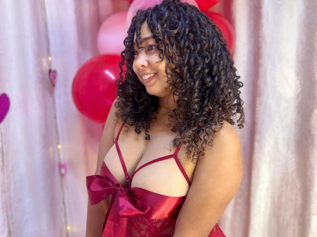 RebeccaMils - сексуальная веб-камера в реальном времени - 24326277