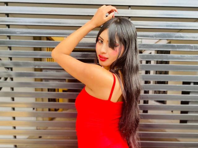 EmmaaRodriguez - Élő pornó és szexkamera - 24327109