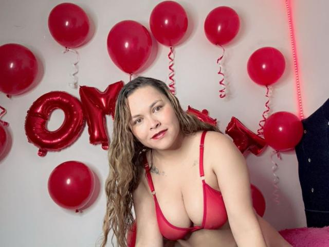 PinkyHotLover - Live sex cam - 24335709