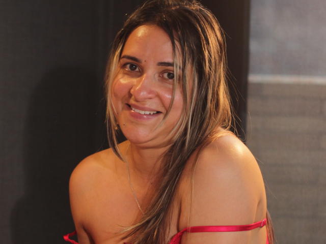 AliceDuboiss - Live porn &amp; sex cam - 24337501