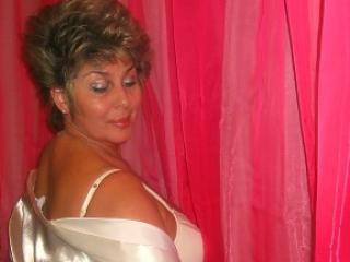 PoshLady - Show live x with this hairy genital area Mature 