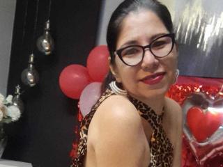 CharlotteGreys - Sexe cam en vivo - 24345673