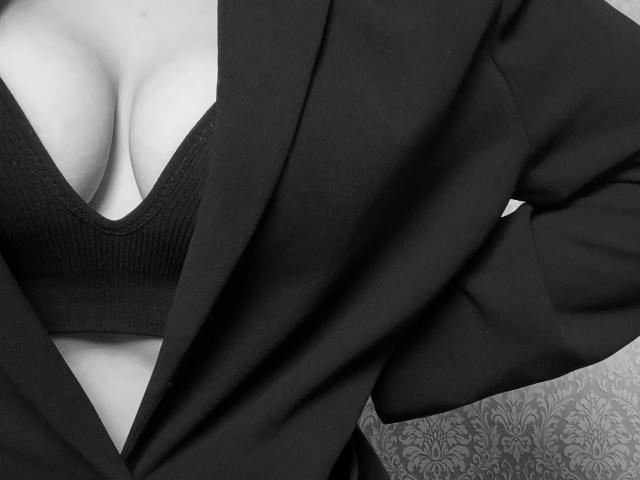 Niferttiti - Live porn &amp; sex cam - 24346093