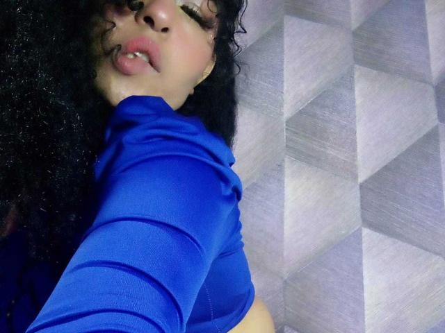 SofiaCowperX - Live porn &amp; sex cam - 24346521