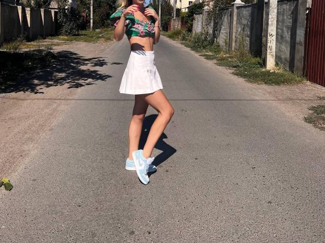 Lilitraya - сексуальная веб-камера в реальном времени - 24347277