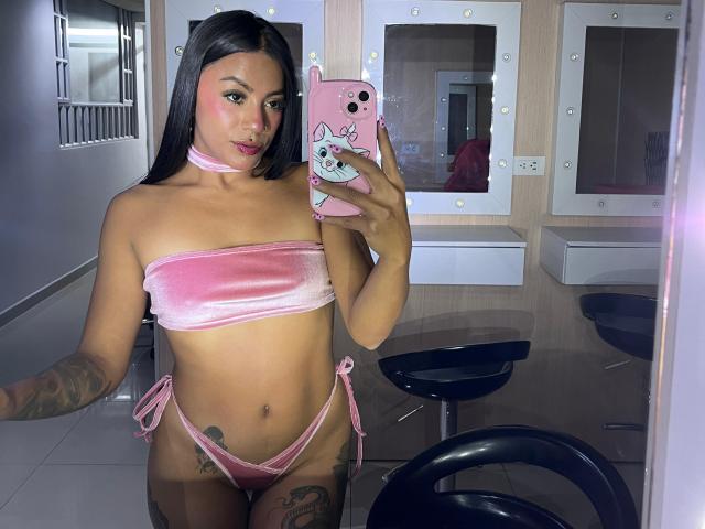 Amberv - Élő pornó és szexkamera - 24347477