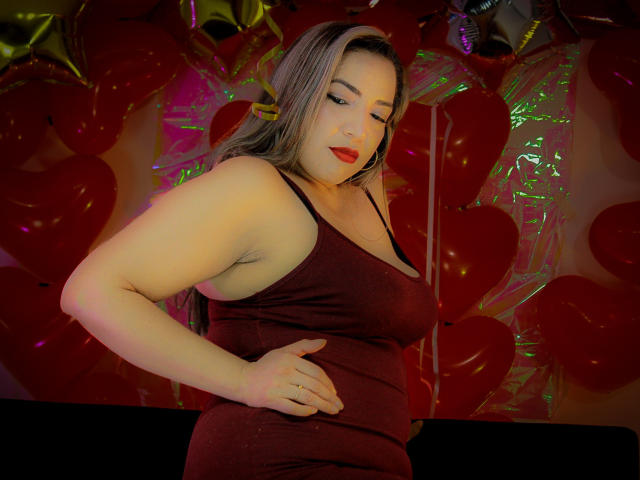 Mariehss - Camera khiêu dâm &amp; quyến rũ trực tiếp - 24348781