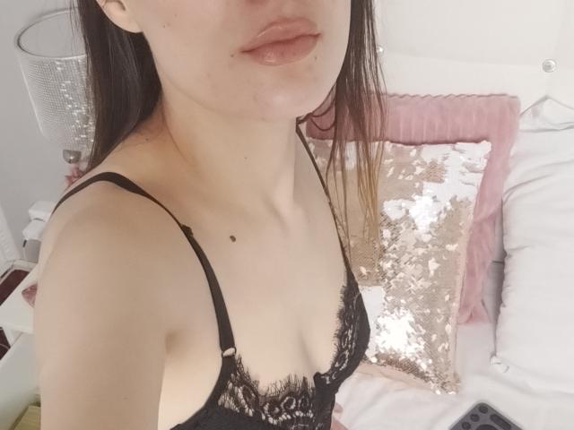 JuliaHuntis - 라이브 포르노 &amp; 섹스 캠 - 24354753