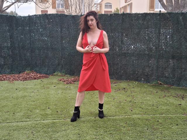 LaFrancaiseJessy - 라이브 포르노 &amp; 섹스 캠 - 24355693