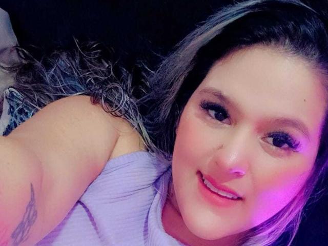 MiaJhonss - Live porn &amp; sex cam - 24357313