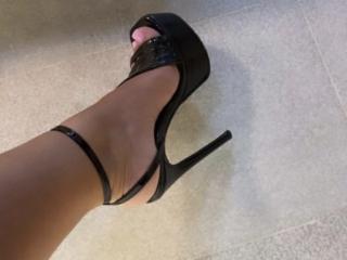 EmiliaFrench - Live porn &amp; sex cam - 24358117