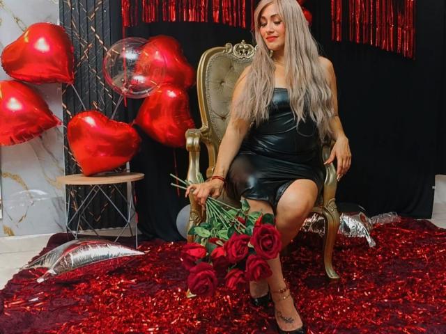 DellettraBrownX - Sexe cam en vivo - 24358593